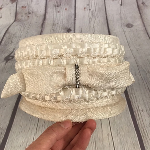 Vintage Pillbox Off-white Hat - Picture 2 of 12